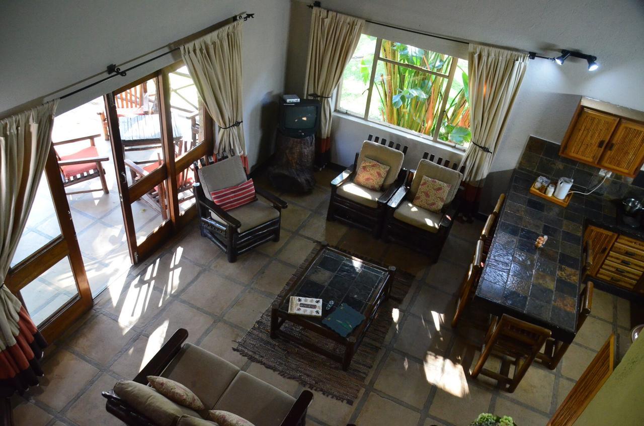 Moholoholo Ya Mati Guest House Kampersrus AH Ngoại thất bức ảnh
