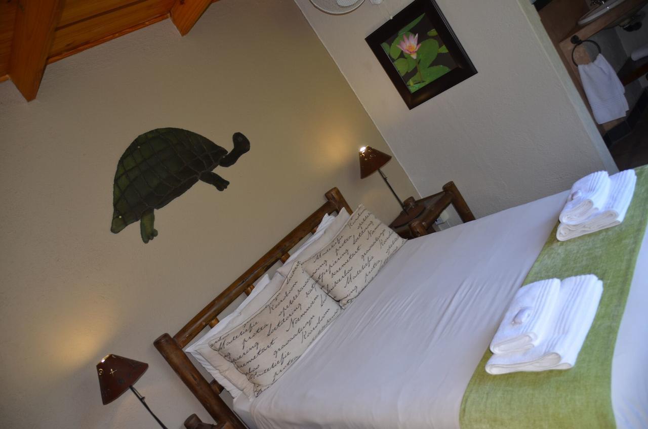Moholoholo Ya Mati Guest House Kampersrus AH Ngoại thất bức ảnh