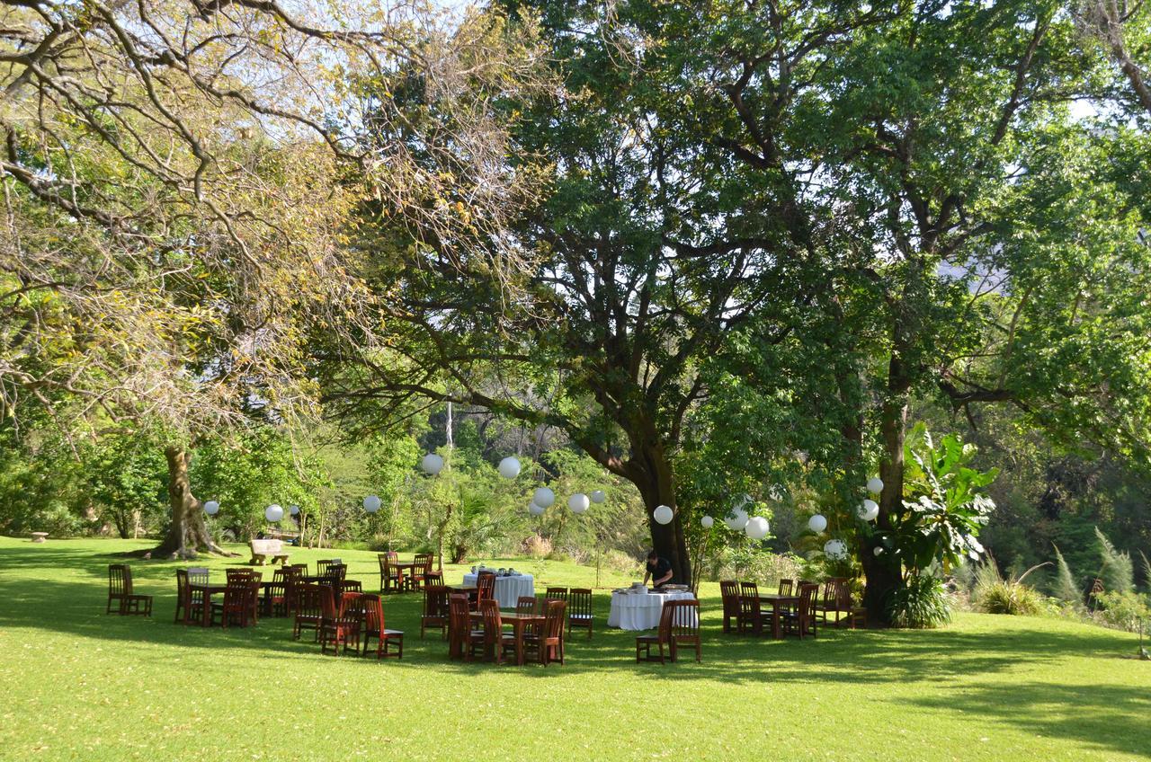 Moholoholo Ya Mati Guest House Kampersrus AH Ngoại thất bức ảnh